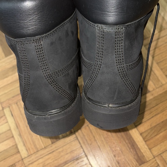 Timberland Black Boots - Picture 9 of 12